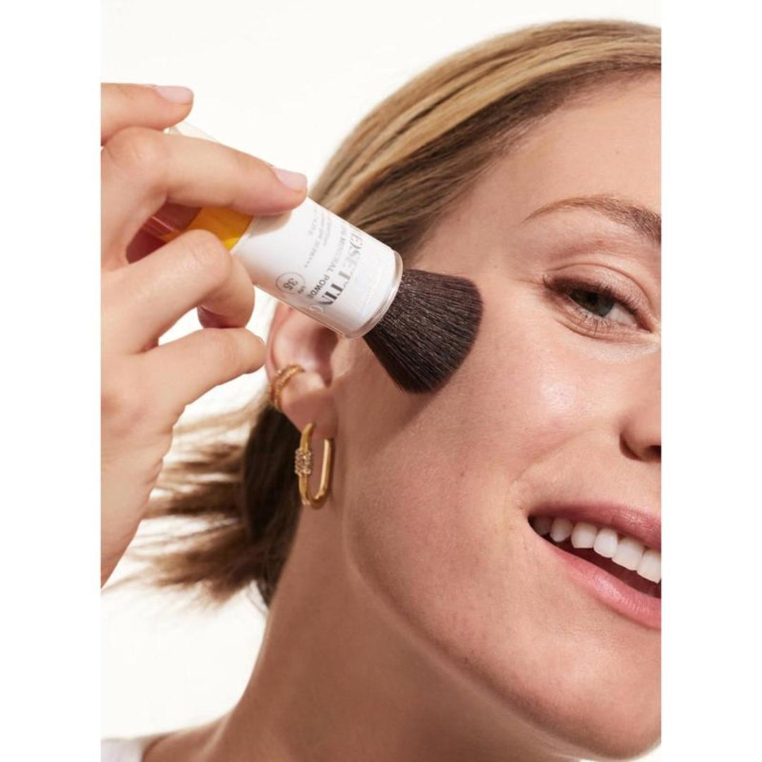 (Re)Setting Mineral SPF Powder